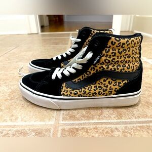 Vans Filmore Cheetah Hi Top Women’s size 7
